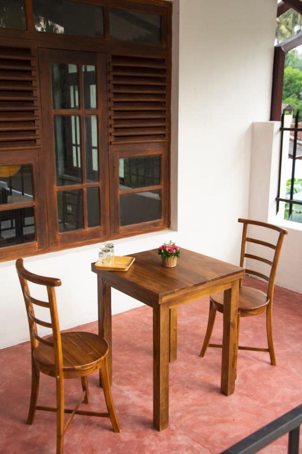 Sanmi Airport Resort Katunayaka Buitenkant foto